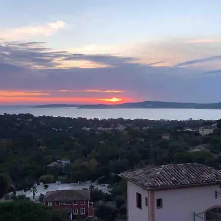 Vue Sur St Tropez - Piscine *